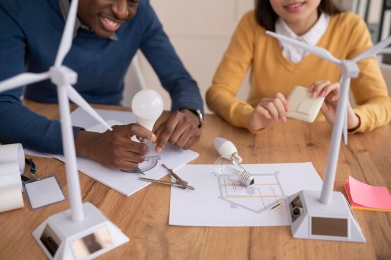 SENAI oferece formação e especialização em energia eólica com certificação internacional