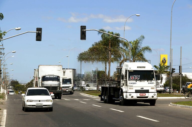 Os transtornos causados pela municipalização do trecho urbano da BR-101 na Serra