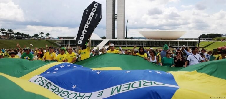 Brasil mantém pior posição histórica em ranking de corrupção