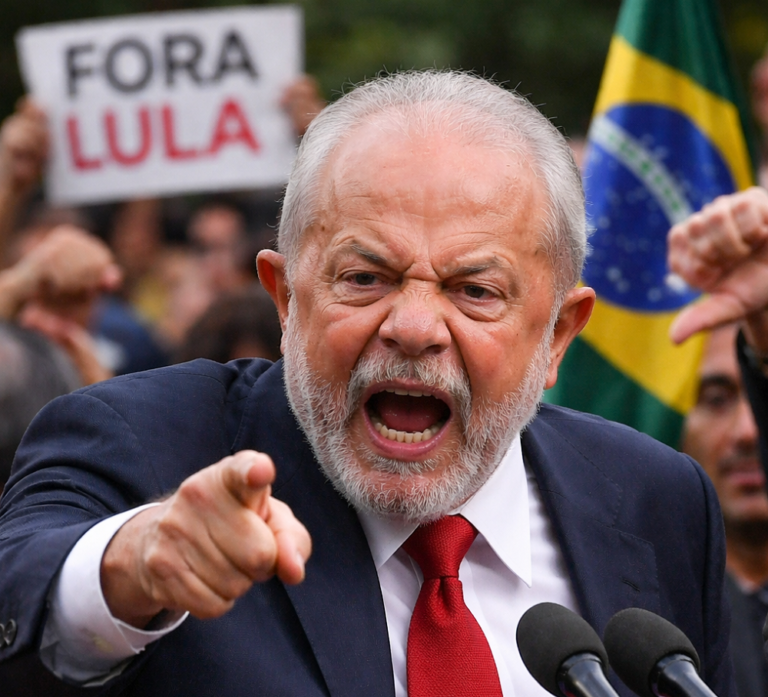 Lula perde controle no Planalto após avanço de Flávio Bolsonaro e pressão do diesel, relatam ministros