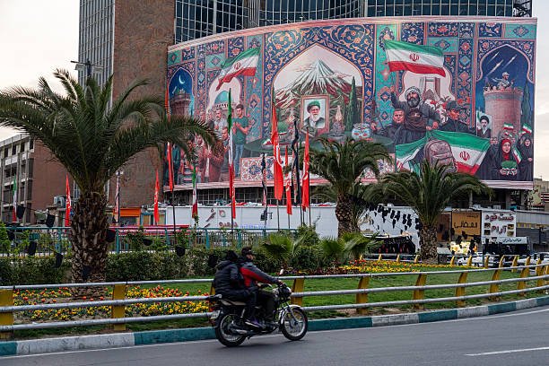 Por Irã rejeita plano de cessar-fogo de Trump e apresenta contraproposta