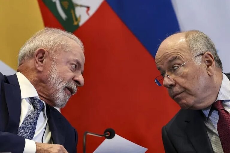 Pressão dos EUA por classificação de PCC e CV como terrorismo cria dilema para Lula