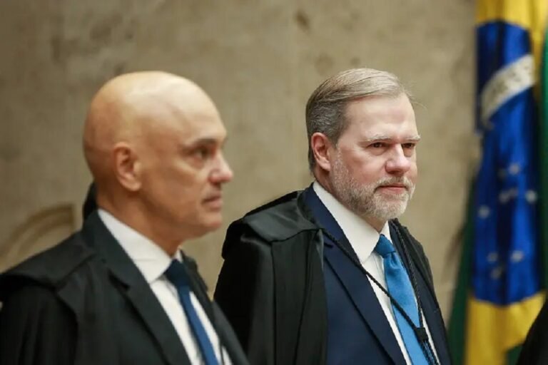 Caso Master impulsiona pedidos de impeachment contra Moraes e Toffoli no Senado