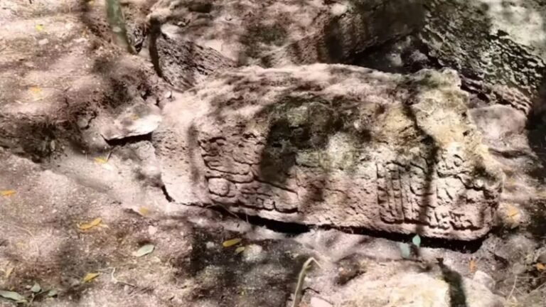 Arqueólogos descobrem cidade maia intacta e perdida há mais de mil anos no México