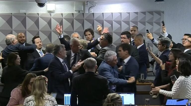 Viana diz que PF confirmou CPMI do INSS e critica rejeição “política” do relatório