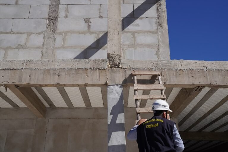 Crea-ES recomenda interdição preventiva de via pública após identificar graves irregularidades estruturais em obra de Vila Velha