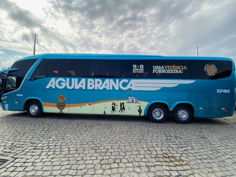Viação Águia Branca promove apresentação de forró para celebrar o Festival de Itaúnas