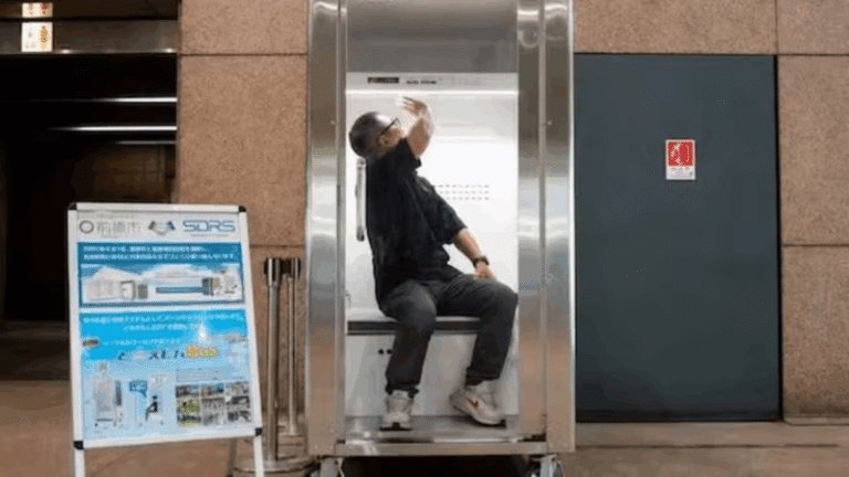 Empresa japonesa cria cabine que resfria pessoas em poucos minutos