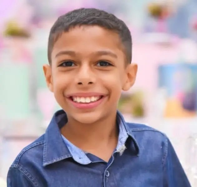 Aos 10 anos, estudante descobre padrão matemático e vai à Bienal