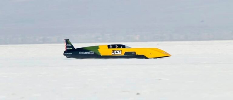 Carro a hidrogênio supera 650 km/h e bate recorde mundial
