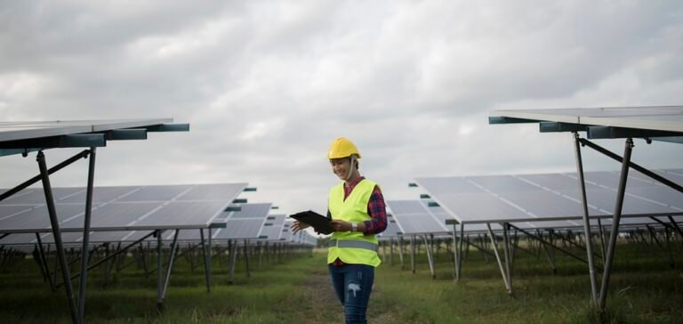 Mais de 40% das indústrias migraram para o mercado livre de energia em dois anos, aponta CNI