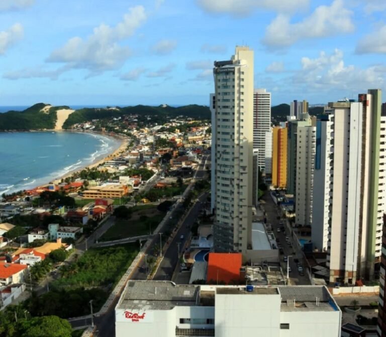 Por que turistas estrangeiros estão deixando mais dinheiro no Brasil