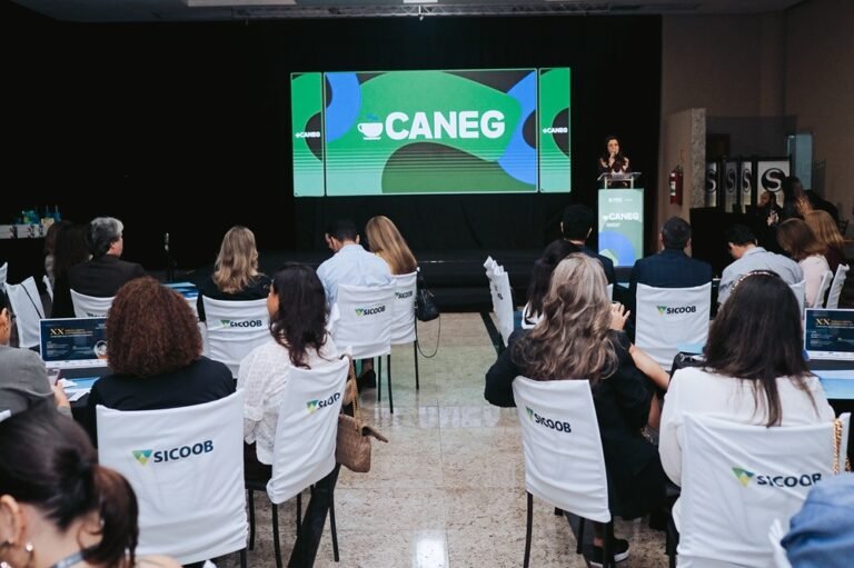 Comunicação dentro das empresas é tema de debate entre empresários e gestores na Serra