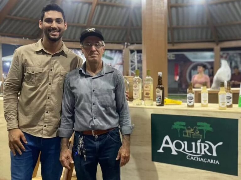 Cachaça e café? Pai e filho unem bebidas em produção própria no Acre