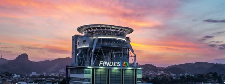 Impulsionada pela indústria, economia capixaba cresce 4,4% no 1.º semestre de 2026