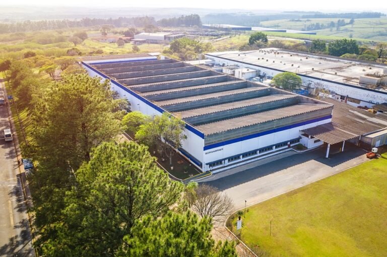 Brasil tem tecnologia para produzir baterias, mas falta escala